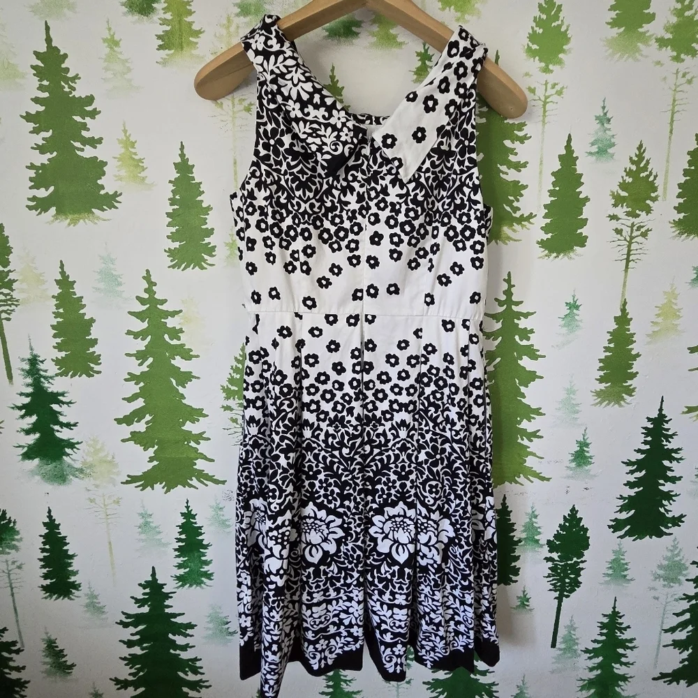Donna Morgan Black and White Floral Dress - Picture 2 of 12